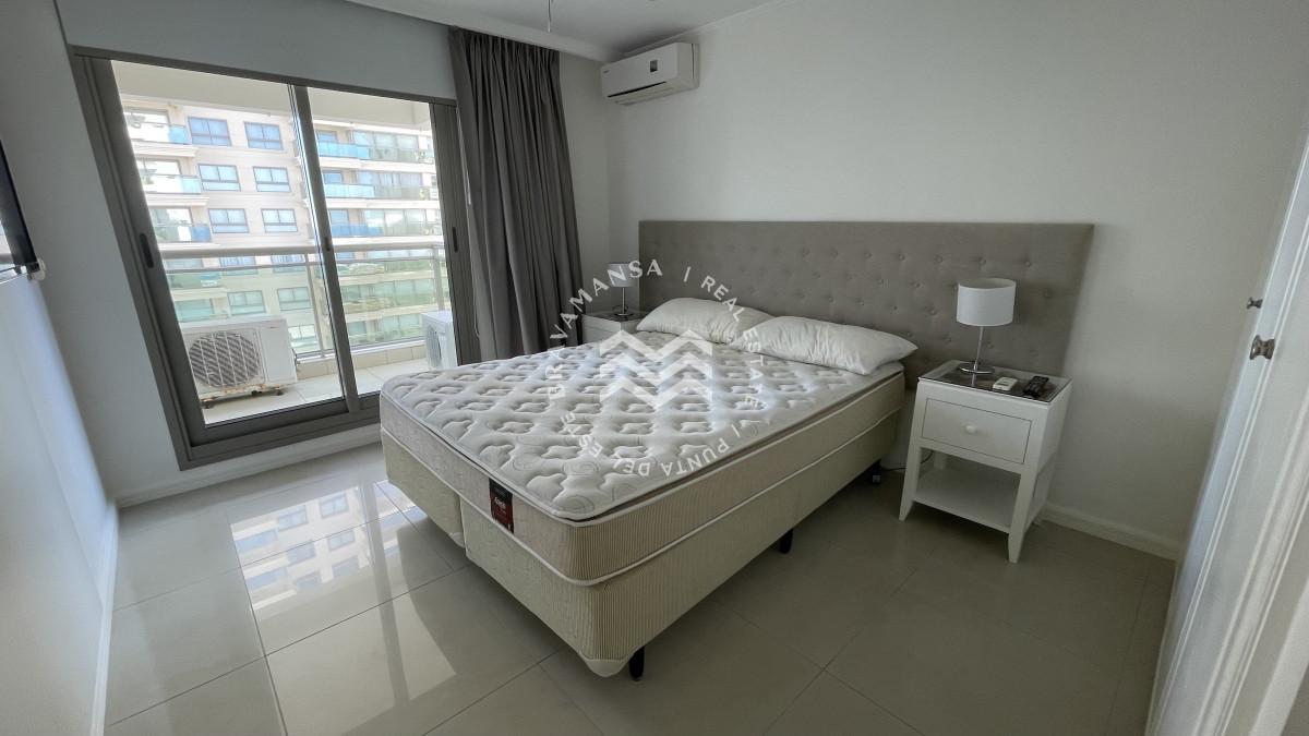 Apartamento ID.359 - ALQUILER Imperiale 3 dormitorios + servicio. Playa Brava
