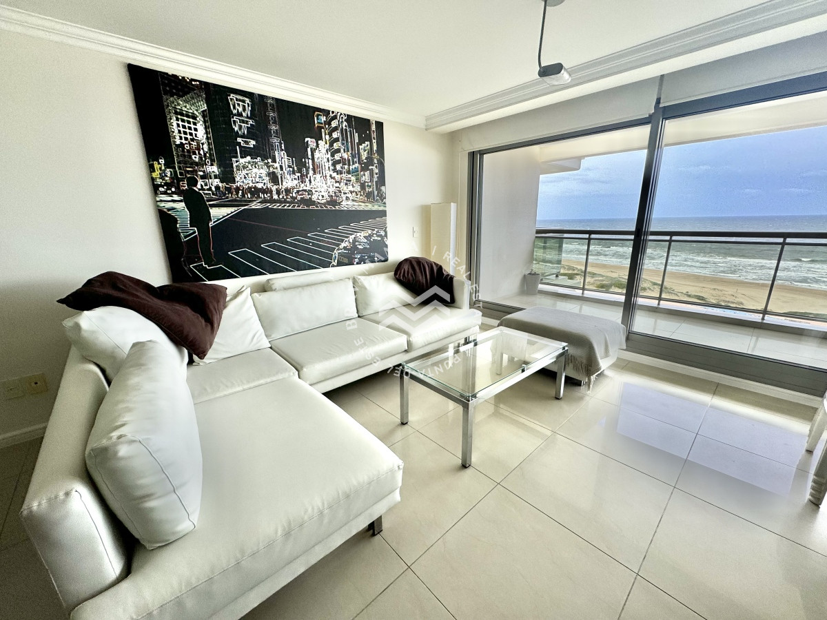 Apartamento ID.98 - ALQUILER ANUAL 3 dormitorios vista al mar Playa Brava