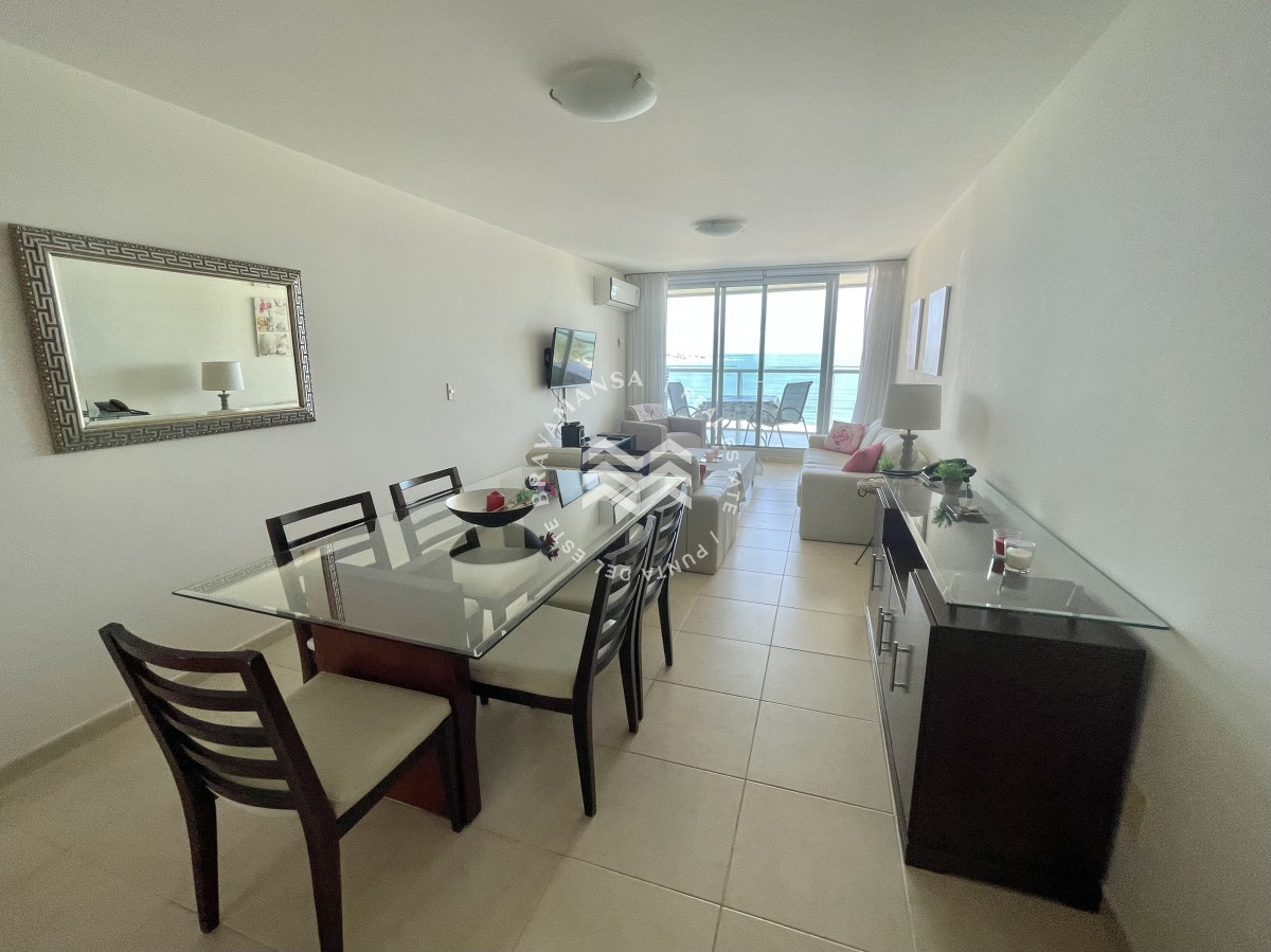Apartamento ID.104 - ALQUILER TEMPORADA 2 dormitorios Playa Mansa frente al mar