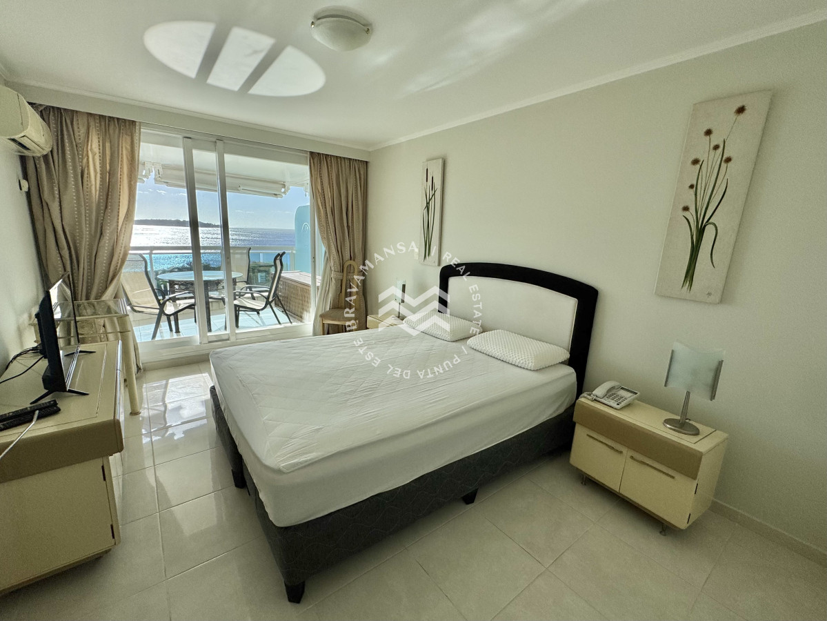 Apartamento ID.426 - Temporada 2026, Apto 2 dormitorios ensuite primera línea playa mansa