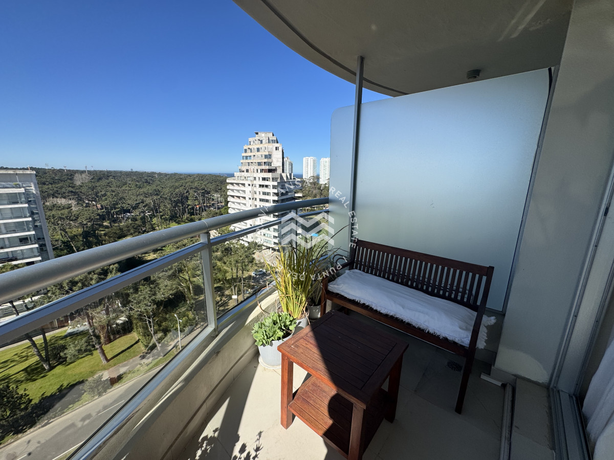 Apartamento ID.662 - VENTA Hermoso apartamento de 3 suites en Ocean Drive, excelente estado