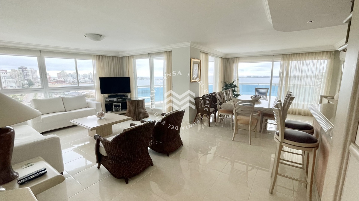 Apartamento ID.4 - Hermoso apartamento esquinero en Millenium Tower! Gran oportunidad