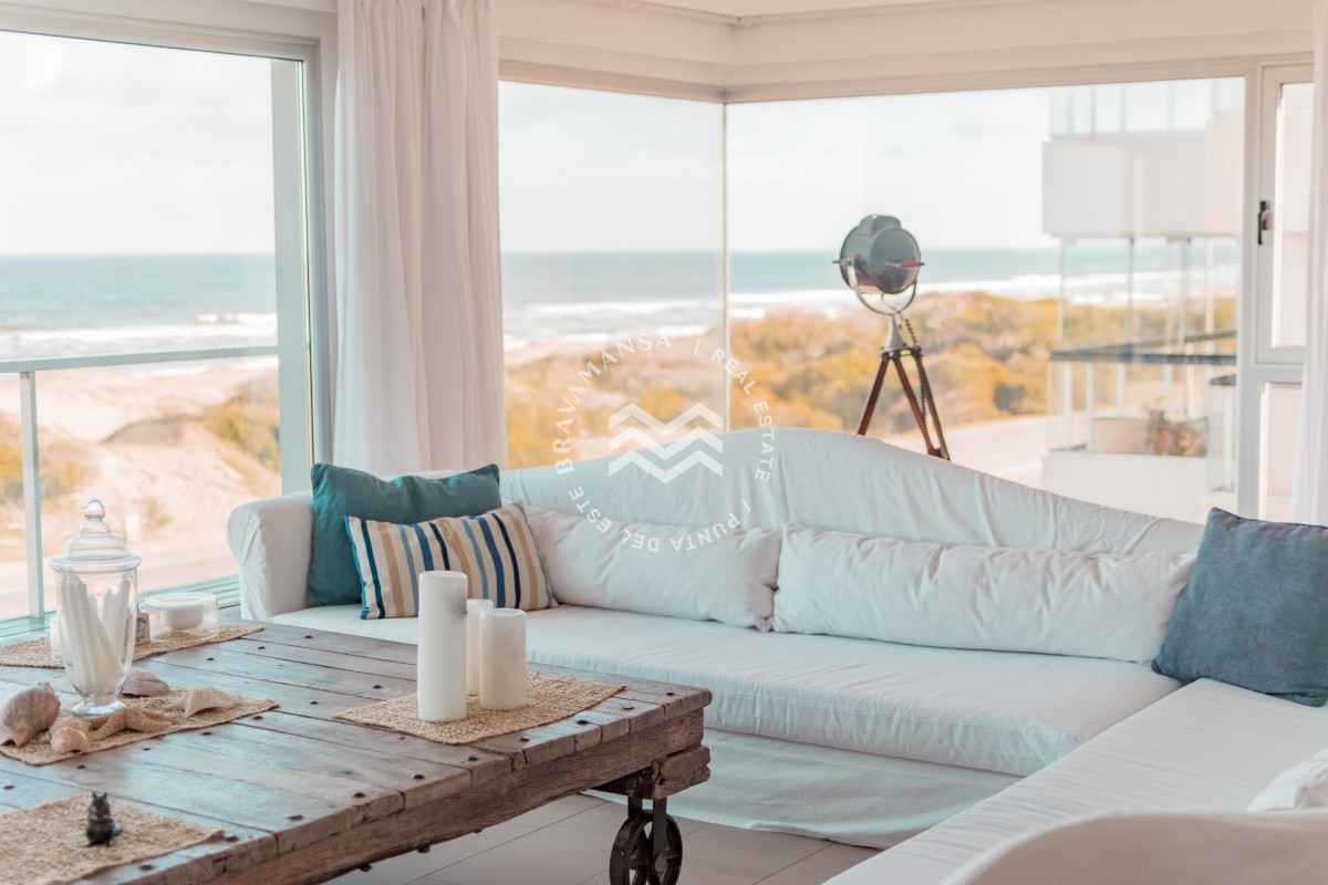Apartamento ID.358 - ALQUILER TEMPORADA Exclusivo apartamento en Playa Brava, piso entero 3 dormitorios