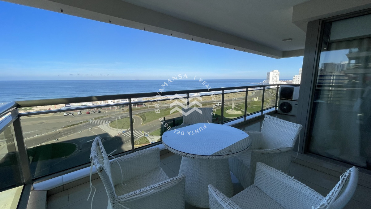 Apartamento ID.359 - ALQUILER Imperiale 3 dormitorios + servicio. Playa Brava