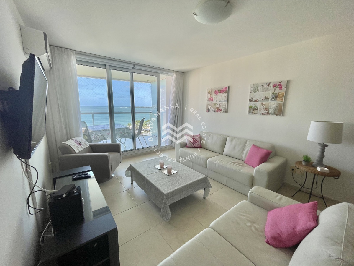 Apartamento ID.104 - ALQUILER TEMPORADA 2 dormitorios Playa Mansa frente al mar