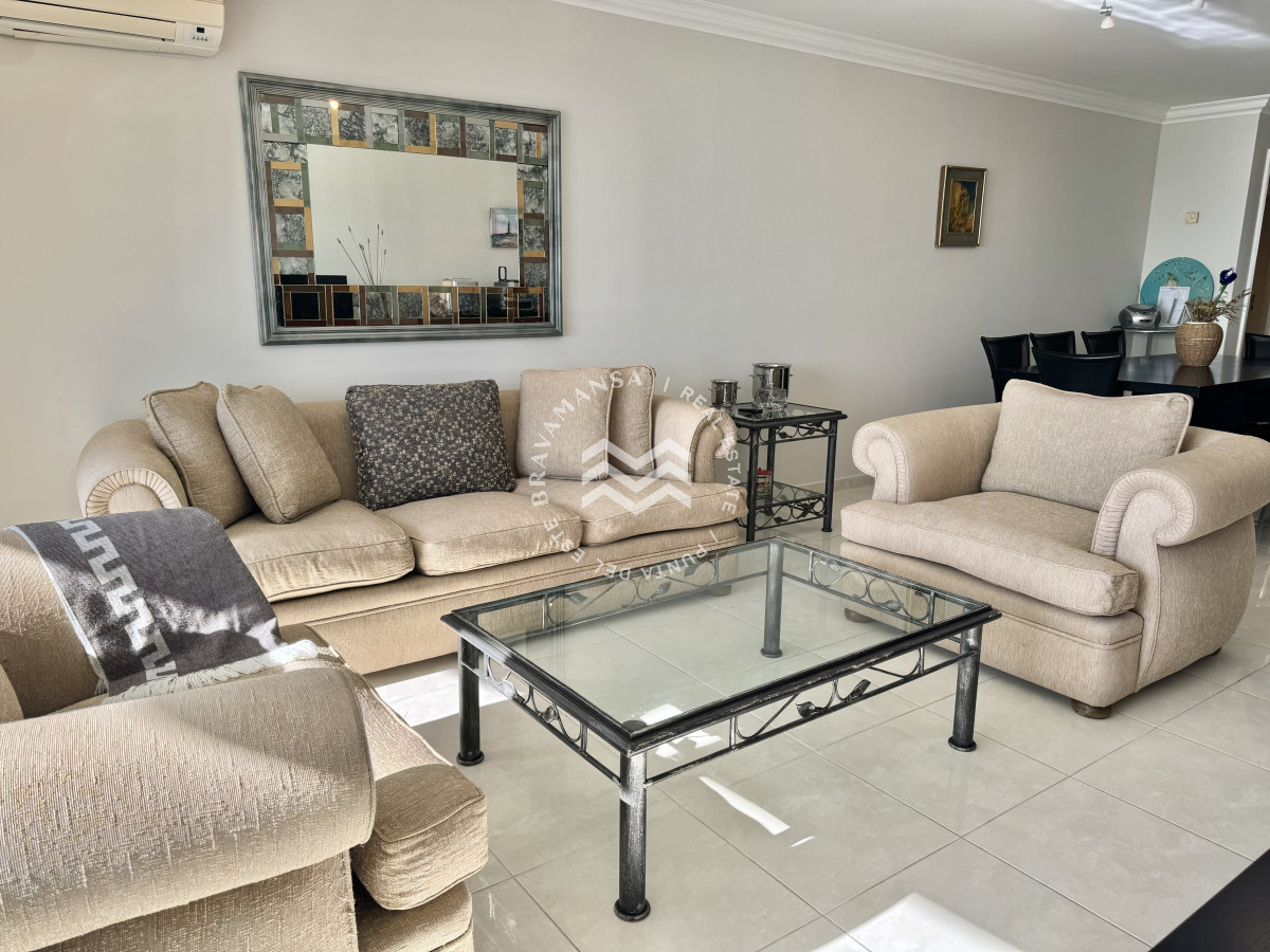 Apartamento ID.426 - Temporada 2026, Apto 2 dormitorios ensuite primera línea playa mansa