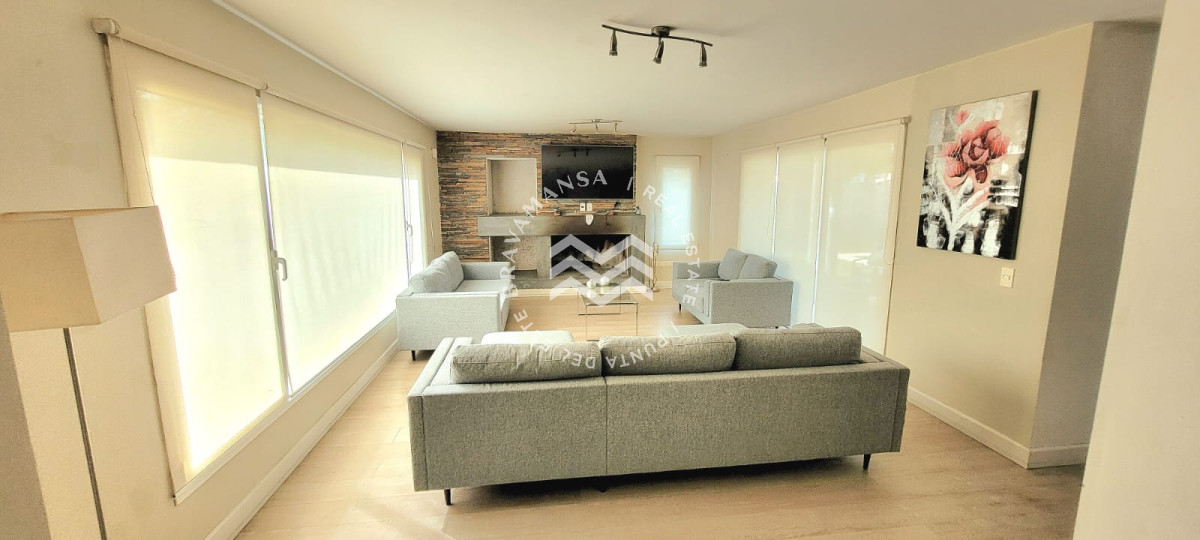 Casa ID.581 - Gran casa 5 dormitorios en venta! Espectacular zona, ideal para toda la familia