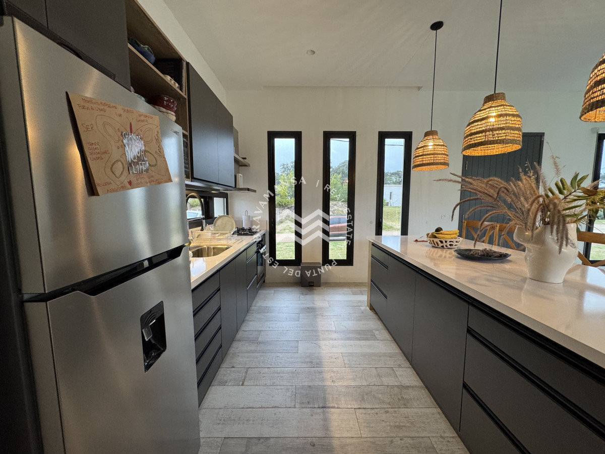 Casa ID.594 - Moderna casa 3 dormitorios en tranquilo entorno, Temporada 2026