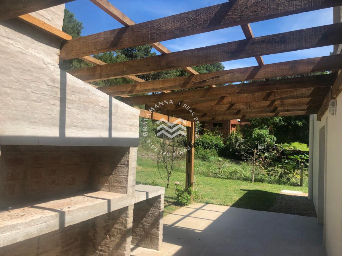 Casa ID.165 - OPORTUNIDAD Venta Casa 2 dormitorios en Club del Lago, Punta del Este