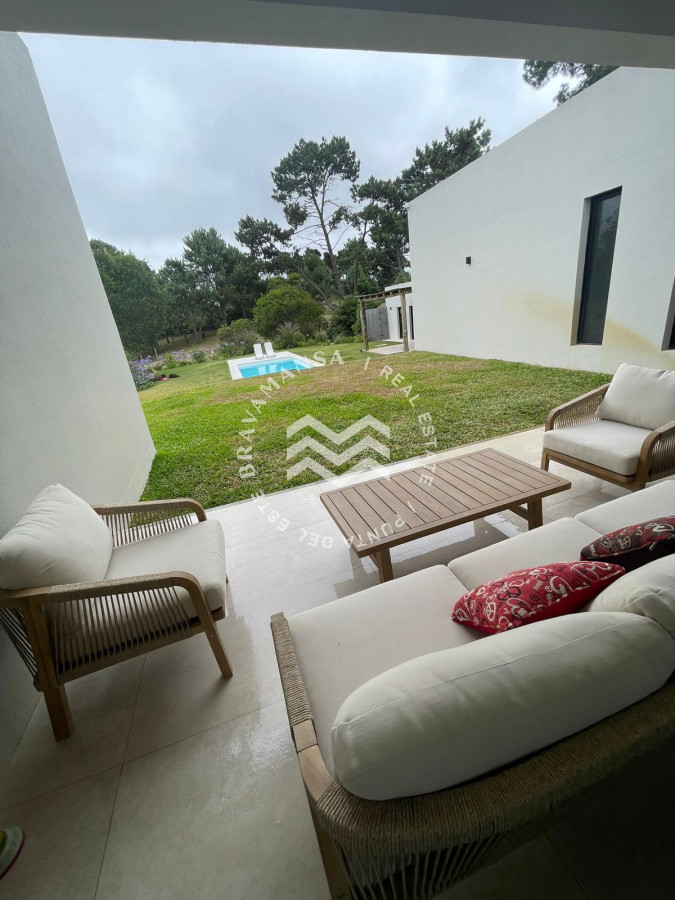 Casa ID.594 - Moderna casa 3 dormitorios en tranquilo entorno, Temporada 2026