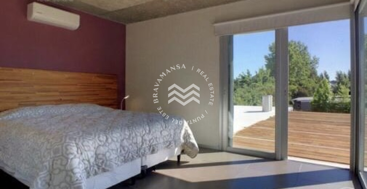 Casa ID.109 - VENTA Espectacular casa en barrio privado, 4 dormitorios - Punta del Este