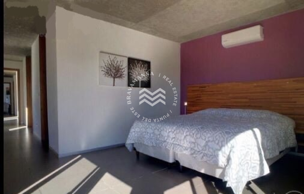 Casa ID.109 - VENTA Espectacular casa en barrio privado, 4 dormitorios - Punta del Este