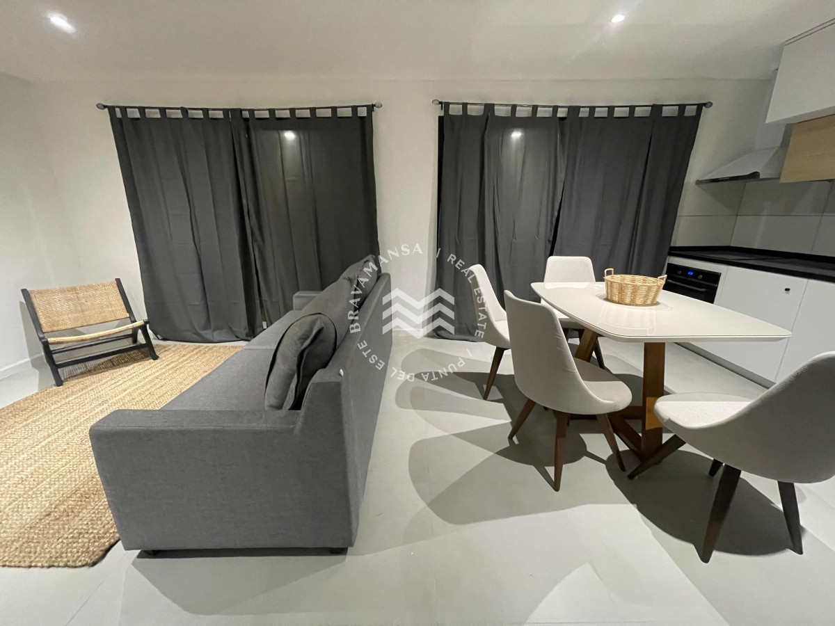 Casa ID.253 - VENTA Hermosa casa a estrenar de 3 dormitorios y 2 baños a metros del mar