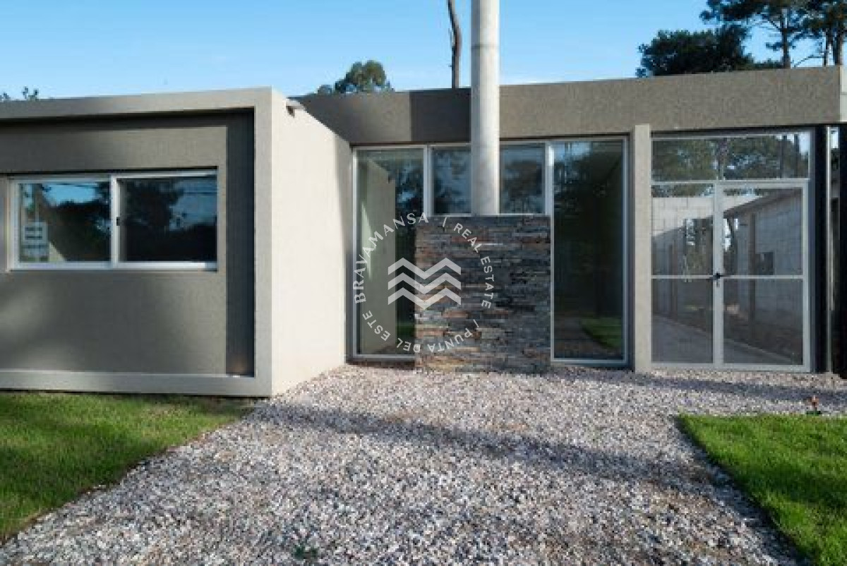 Casa ID.171 - Hermosa casa a estrenar en venta 2 dormitorios, Barrio Pinares