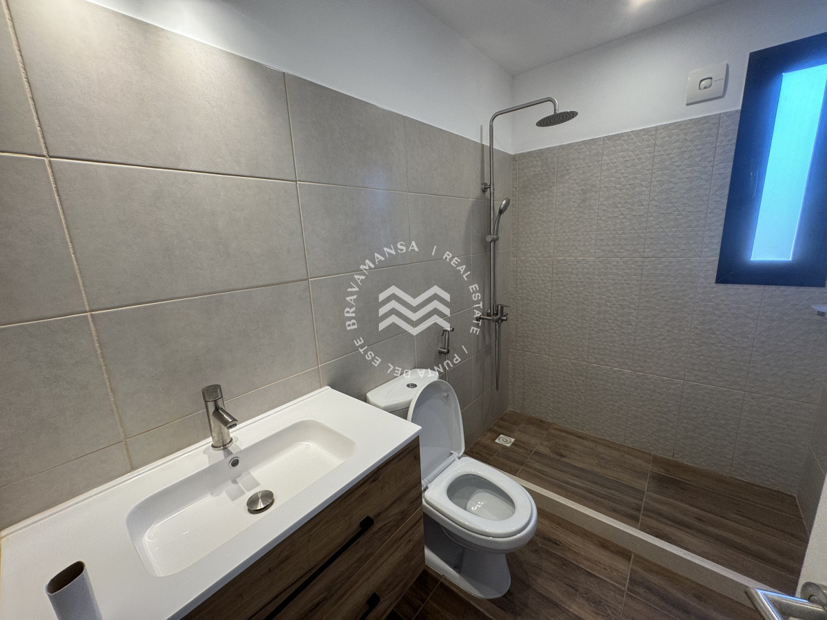 Casa ID.463 - ALQUILER ANUAL Moderna casa a estrenar 2 dormitorios