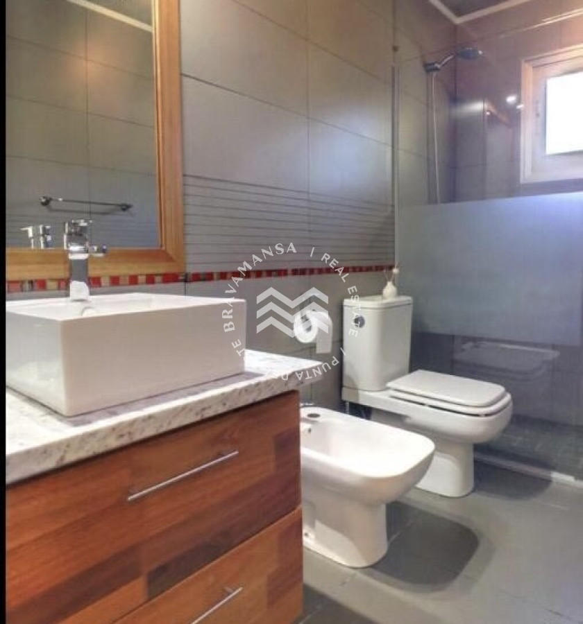 Casa ID.109 - VENTA Espectacular casa en barrio privado, 4 dormitorios - Punta del Este