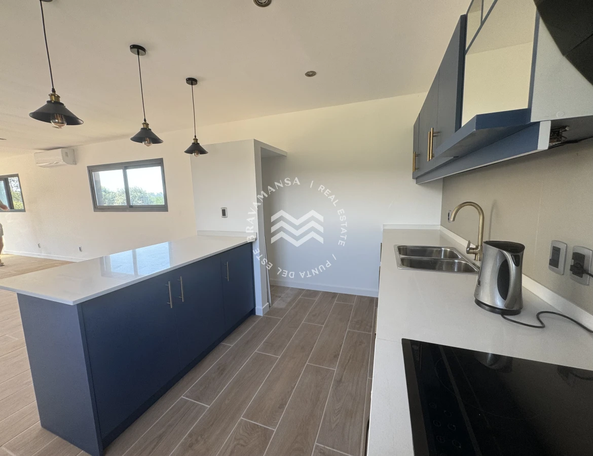 Casa ID.463 - ALQUILER ANUAL Moderna casa a estrenar 2 dormitorios