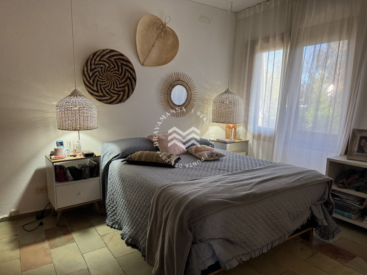 Casa ID.586 - VENTA Gran casa en Punta Ballena a una cuadra de la playa