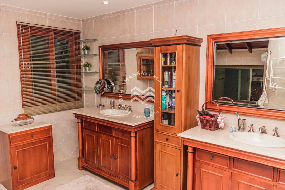Casa ID.1 - Gran chalet 5 dormitorios 5 minutos de Playa Mansa, Punta del Este