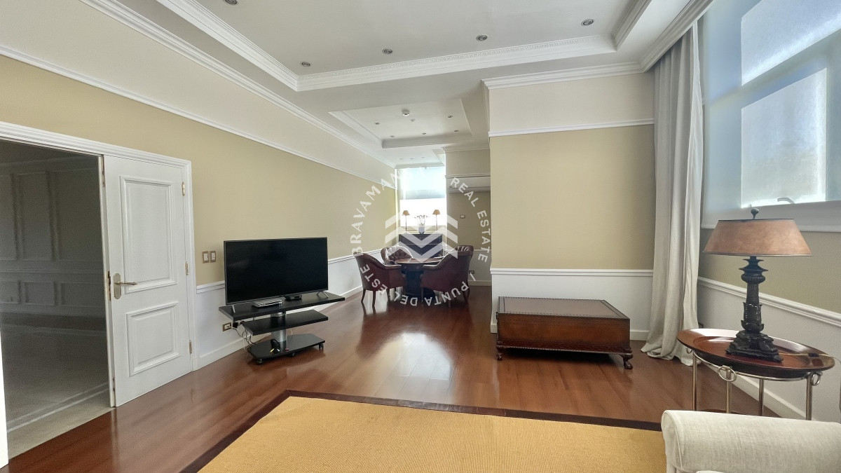 Apartamento ID.390 - VENTA Primera línea Coral Tower 3 dormitorios y servicio 