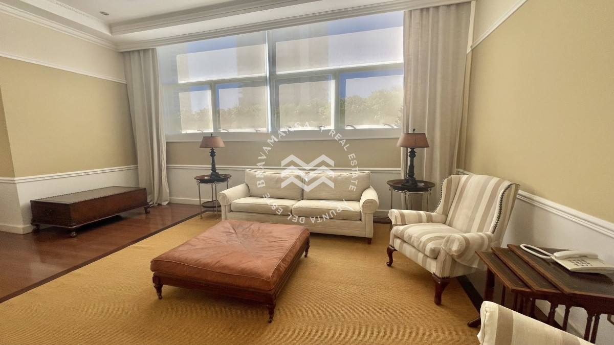 Apartamento ID.390 - VENTA Primera línea Coral Tower 3 dormitorios y servicio 