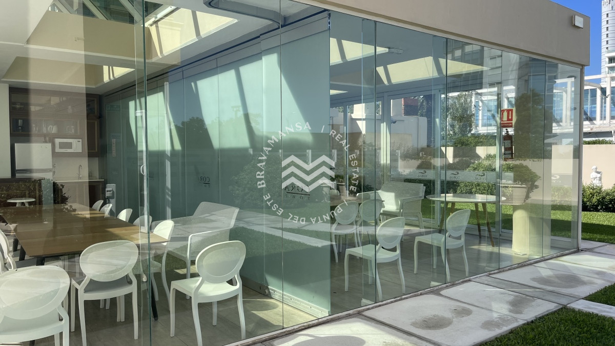 Apartamento ID.390 - VENTA Primera línea Coral Tower 3 dormitorios y servicio 