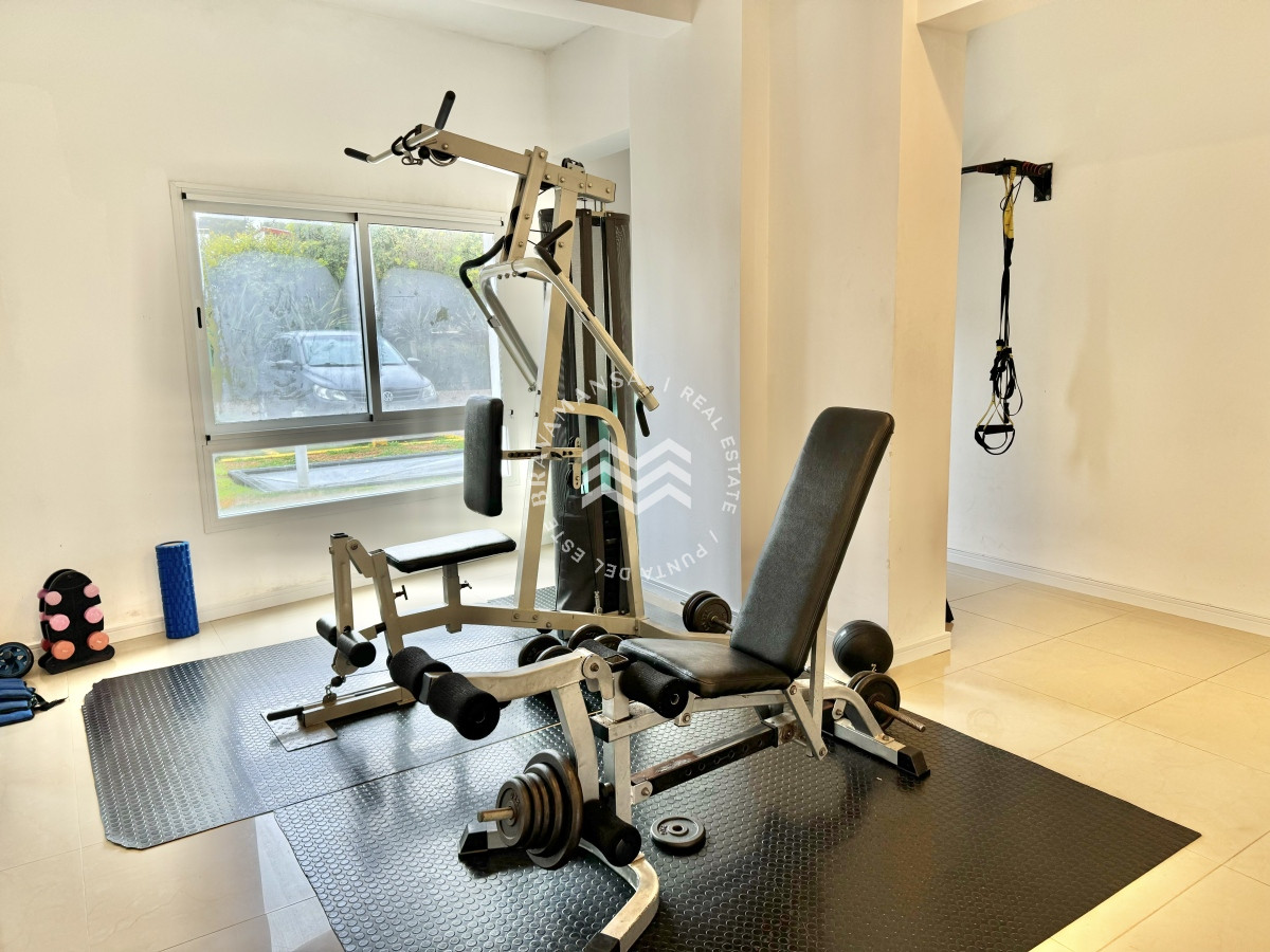 Apartamento ID.850 - Cómoda planta 3 dormitorios en excelente zona de Punta del Este