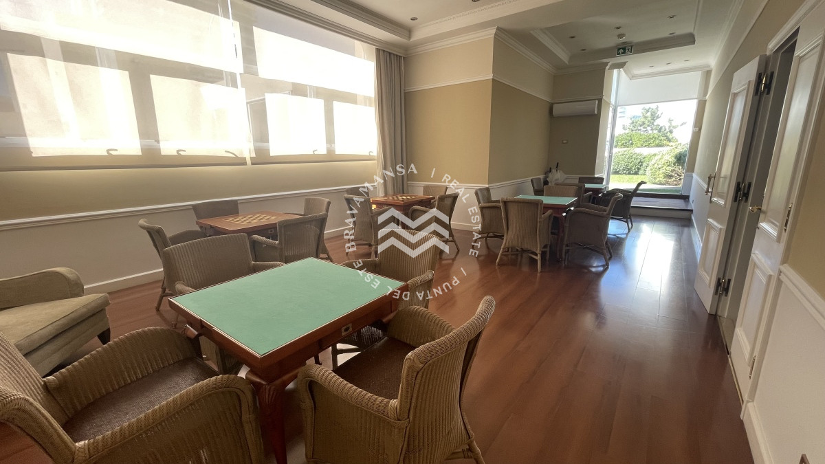 Apartamento ID.390 - VENTA Primera línea Coral Tower 3 dormitorios y servicio 