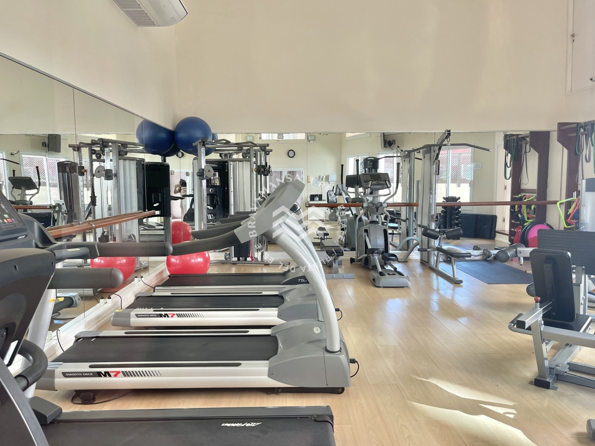 Apartamento ID.390 - VENTA Primera línea Coral Tower 3 dormitorios y servicio 