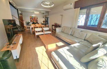 Excepcional casa en venta Prado, a nuevo, 5 dormitorios y 4 baños, para entrar, PU, patio, gge