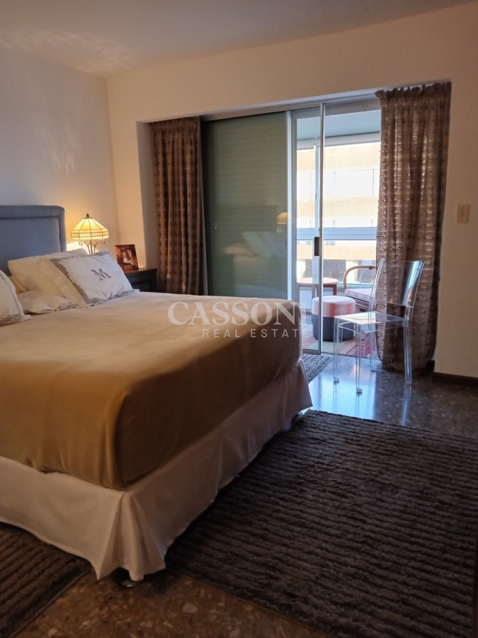 Apartamento ID.2788 - EN VENTA ESTUPENDO APARTAMENTO - EDIFICIO MALECON IV - PRIMERA LINEA DE PLAYA MANSA