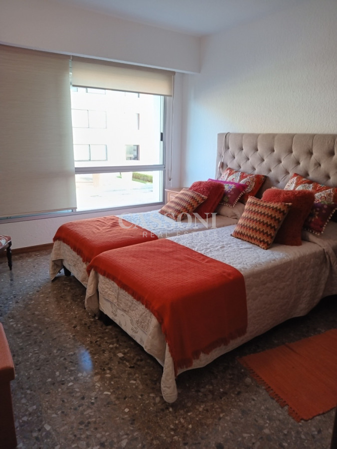 Apartamento ID.2788 - EN VENTA ESTUPENDO APARTAMENTO - EDIFICIO MALECON IV - PRIMERA LINEA DE PLAYA MANSA