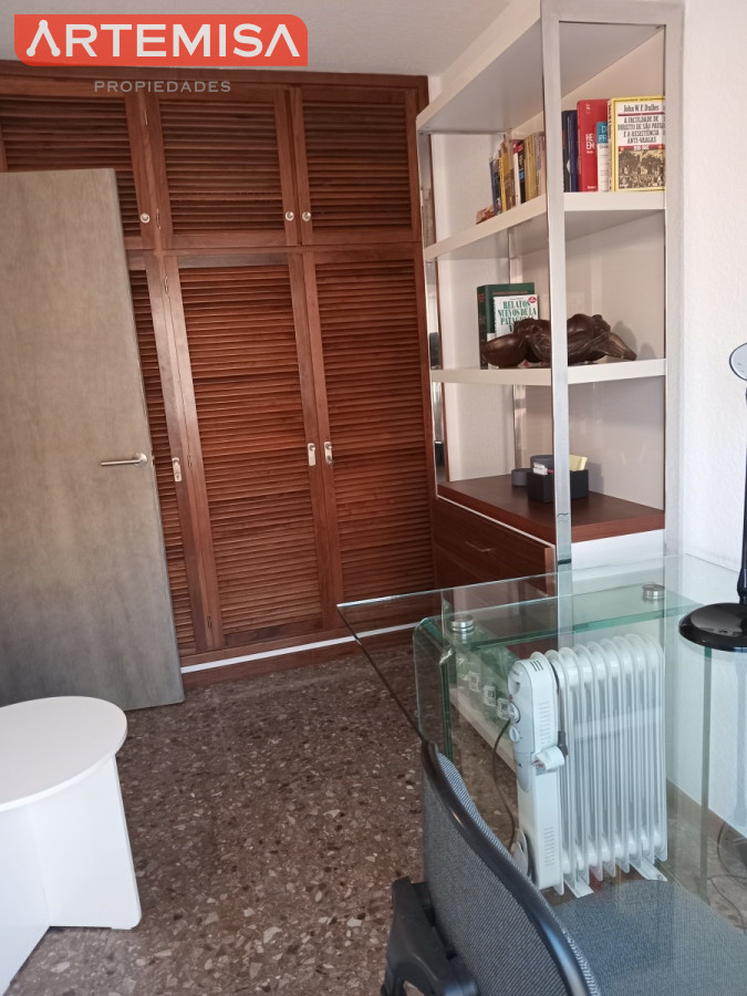 Apartamento ID.599 - EN VENTA ESTUPENDO APARTAMENTO - EDIFICIO MALECON IV - PRIMERA LINEA DE PLAYA MANSA