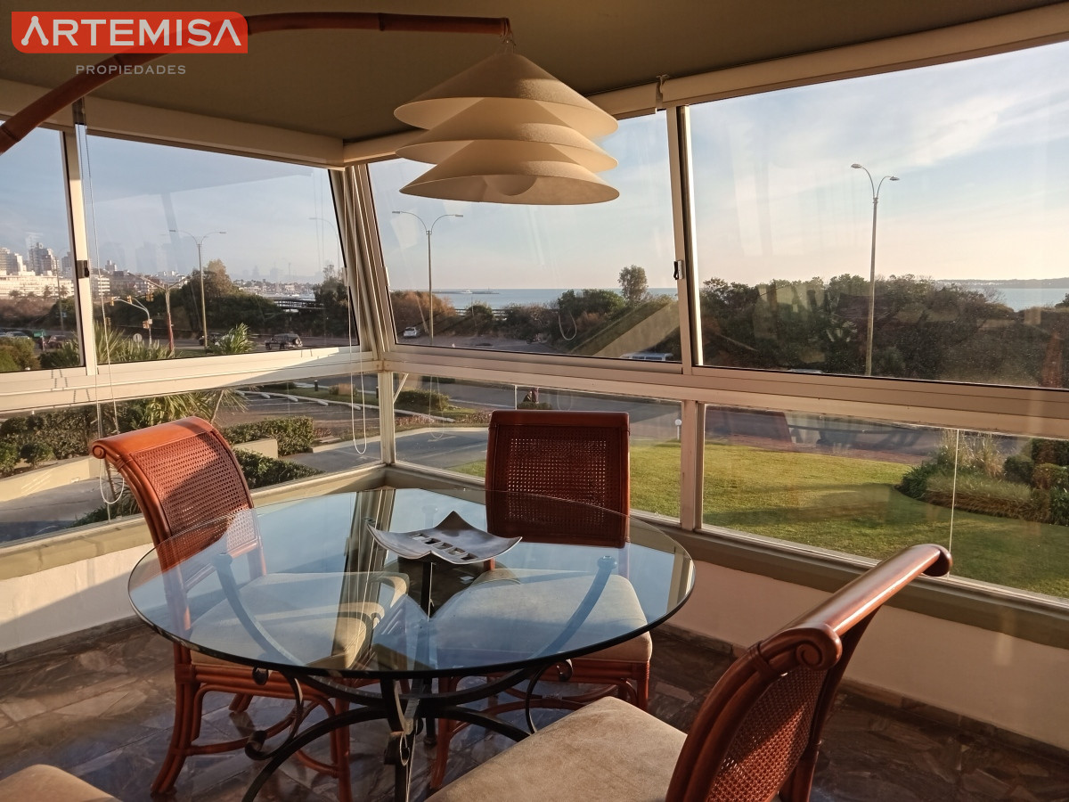 Apartamento ID.599 - EN VENTA ESTUPENDO APARTAMENTO - EDIFICIO MALECON IV - PRIMERA LINEA DE PLAYA MANSA