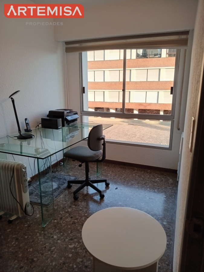 Apartamento ID.599 - EN VENTA ESTUPENDO APARTAMENTO - EDIFICIO MALECON IV - PRIMERA LINEA DE PLAYA MANSA
