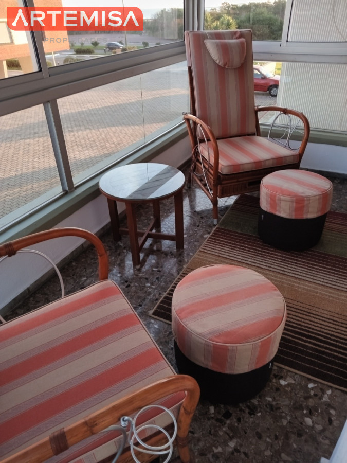 Apartamento ID.599 - EN VENTA ESTUPENDO APARTAMENTO - EDIFICIO MALECON IV - PRIMERA LINEA DE PLAYA MANSA