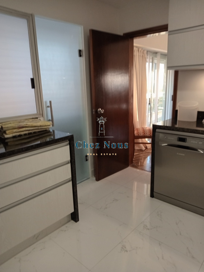 Apartamento ID.931 - APARTAMENTO EN VENTA - EDIFICIO MALECON IV - PRIMERA LINEA DE PLAYA MANSA