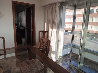 EN VENTA ESTUPENDO APARTAMENTO - EDIFICIO MALECON IV - PRIMERA LINEA DE PLAYA MANSA - ZEN6055A