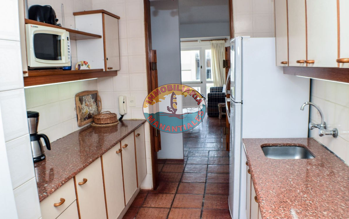 Apartamento ID.5 - Apartamento en alquiler temporario  4 ambientes