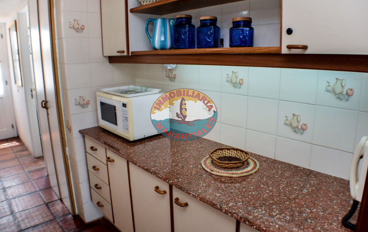 Apartamento ID.6 - Apartamento en alquiler temporario  4 ambientes