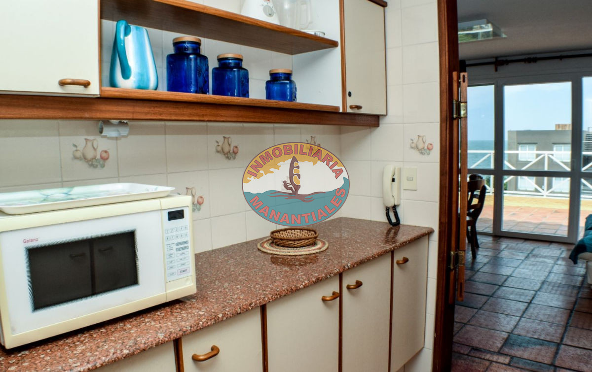 Apartamento ID.6 - Apartamento en alquiler temporario  4 ambientes