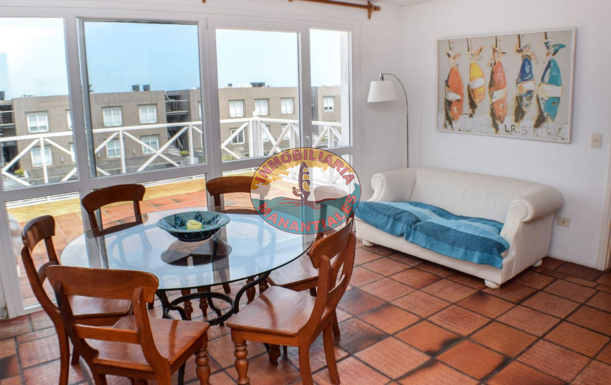 Apartamento ID.6 - Apartamento en alquiler temporario  4 ambientes