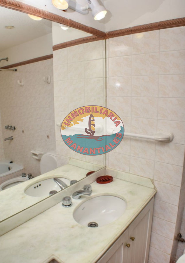 Apartamento ID.7 - Apartamento en alquiler temporario  4 ambientes
