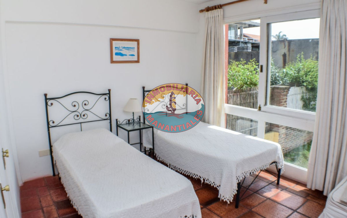 Apartamento ID.7 - Apartamento en alquiler temporario  4 ambientes