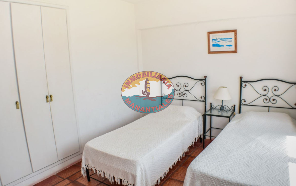 Apartamento ID.7 - Apartamento en alquiler temporario  4 ambientes