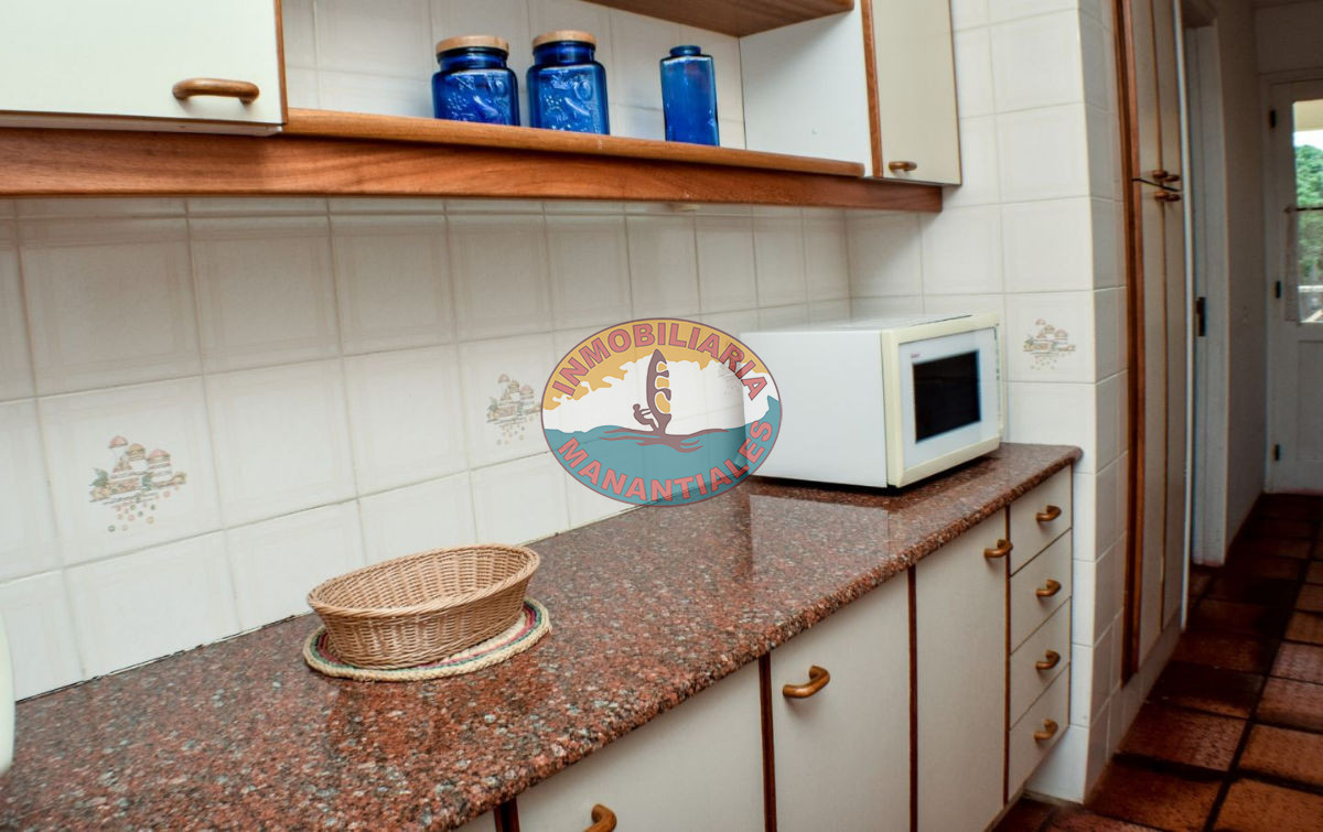 Apartamento ID.7 - Apartamento en alquiler temporario  4 ambientes