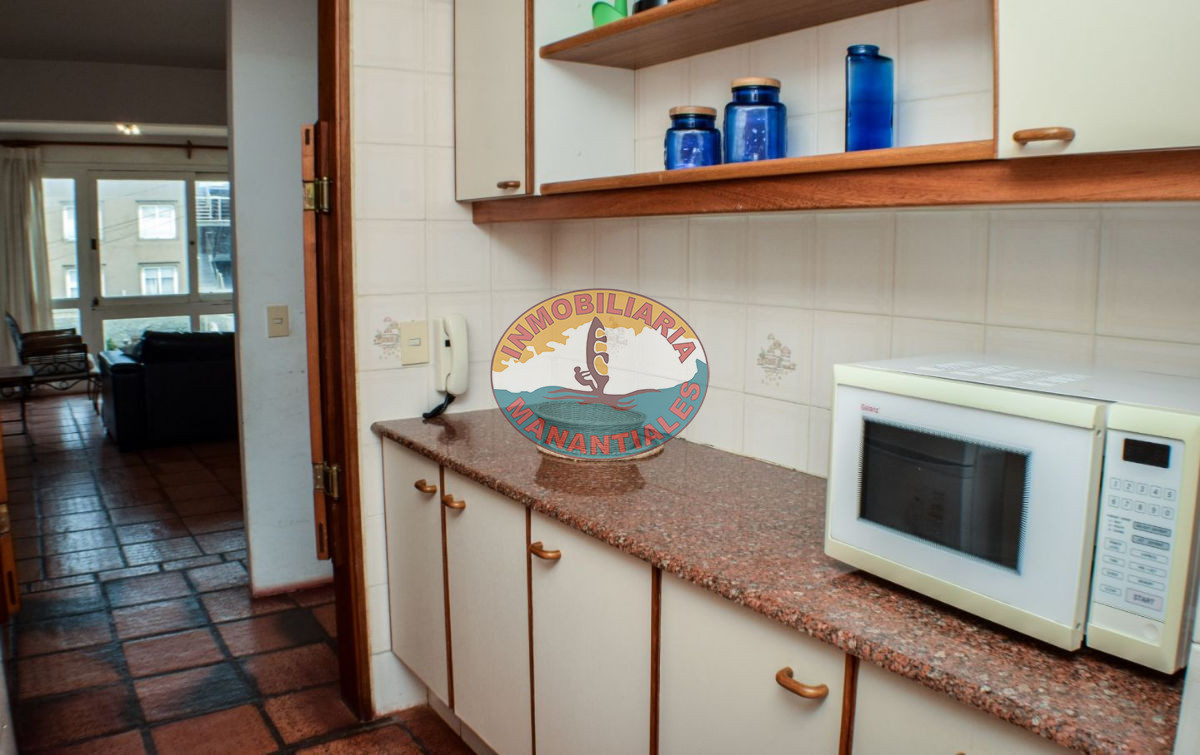 Apartamento ID.7 - Apartamento en alquiler temporario  4 ambientes