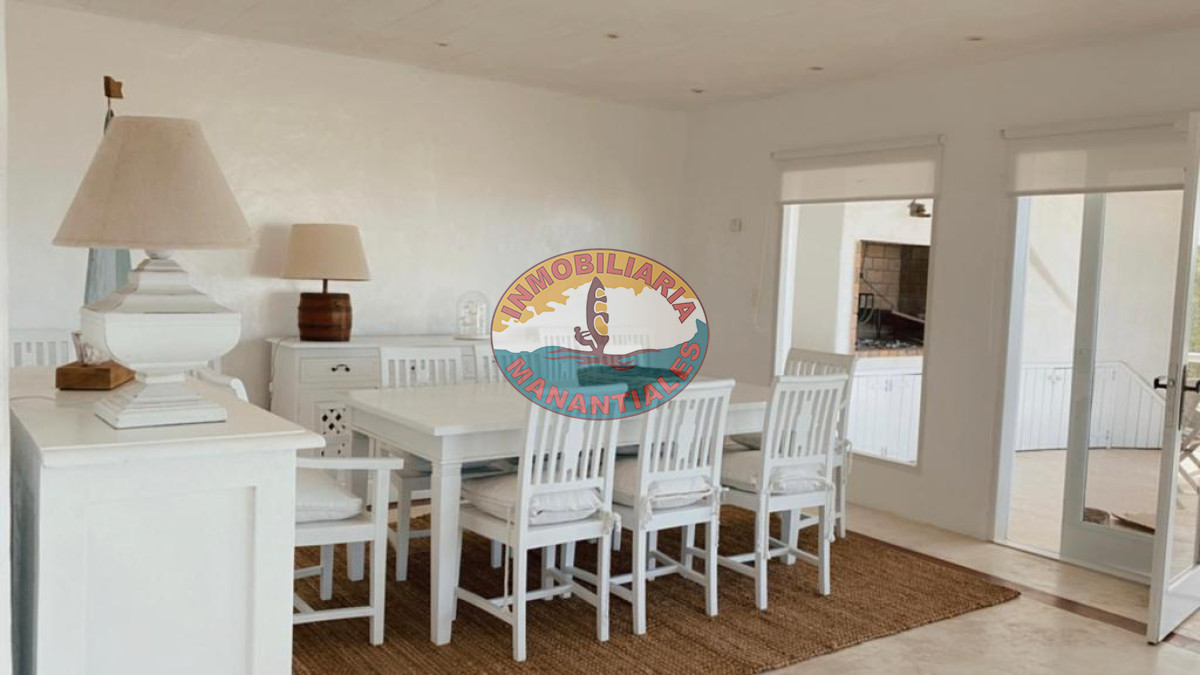 Casa ID.79 - Excelente casa en El Chorro a una cuadra del mar