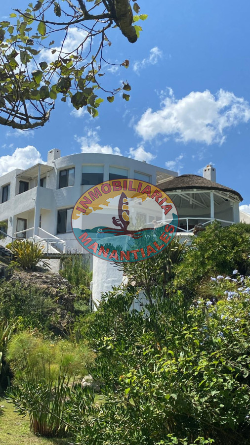 Casa ID.79 - Excelente casa en El Chorro a una cuadra del mar