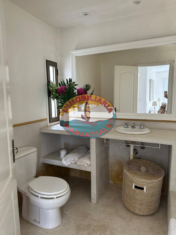 Casa ID.79 - Excelente casa en El Chorro a una cuadra del mar